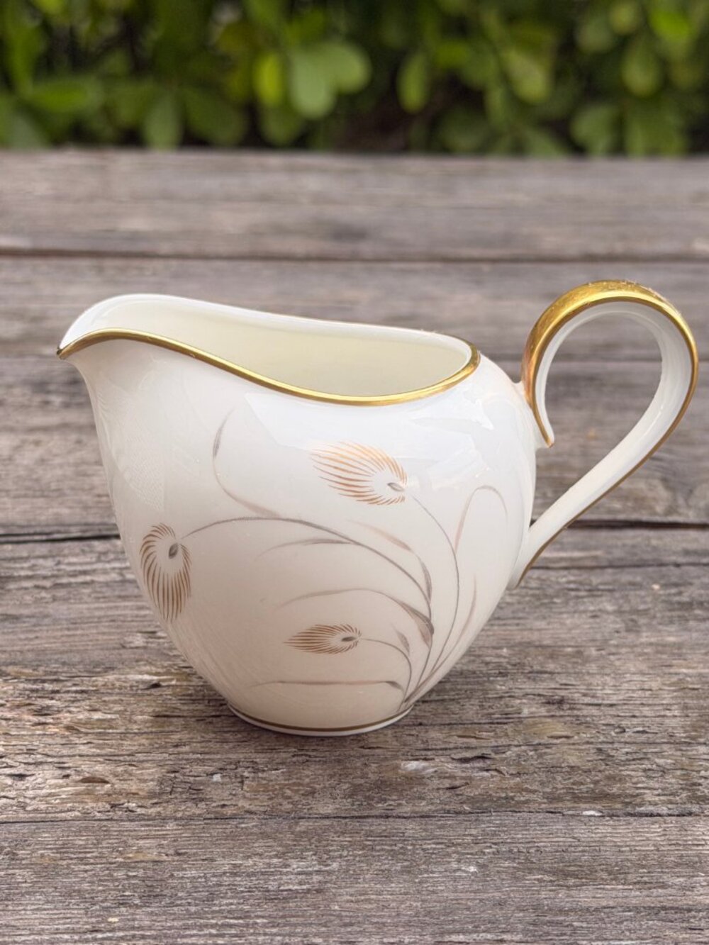 Vintage Heinrich H & C Co Selb Bavaria Germany Anmut Coffee Creamer Gold Rim